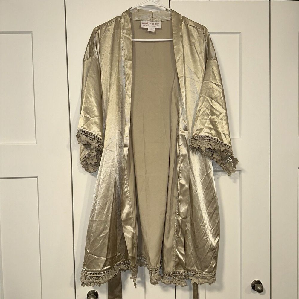 Birdy‎ Grey Claudine Lace Robe Shiny Satin Neutral Champagne Size XL/XXL - Picture 5 of 13